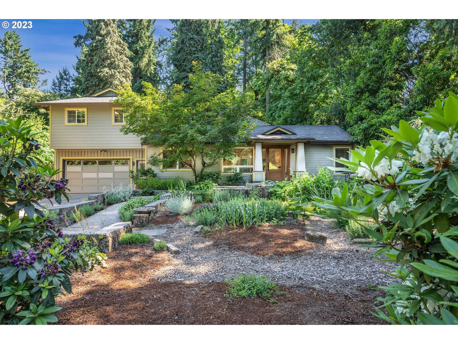 Property Photo:  14878 SE Thornton Dr  OR 97267 