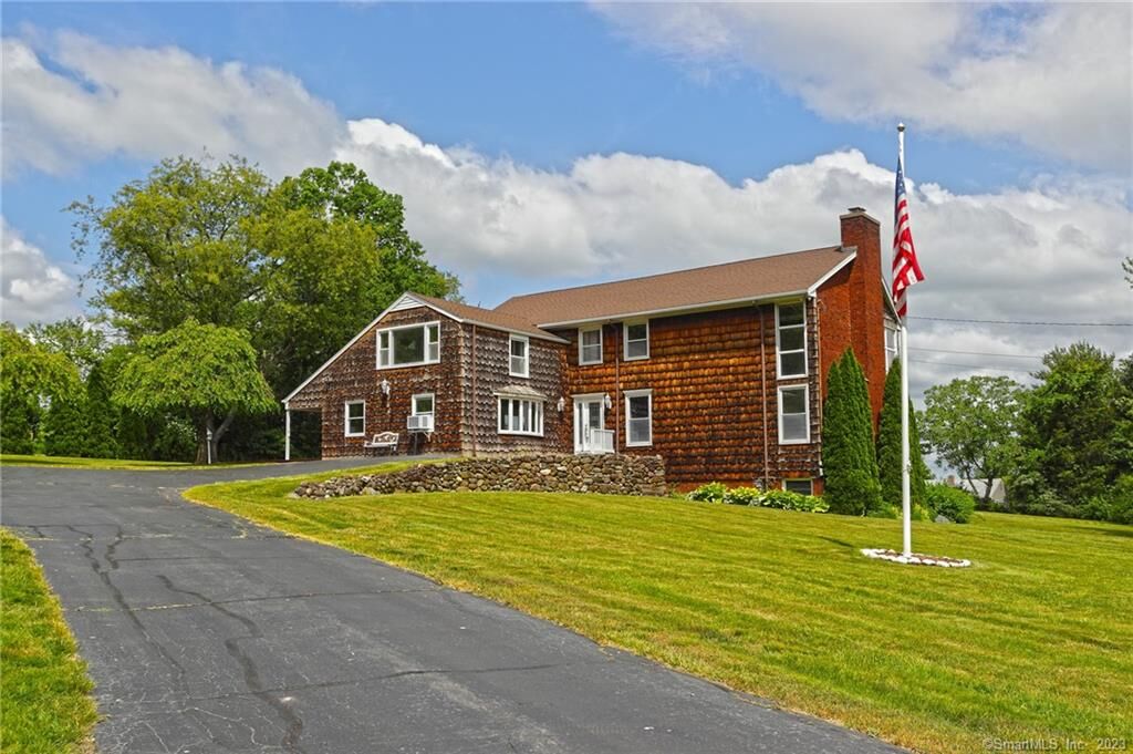 Property Photo: 11 Shingle Hill Road CT 06516