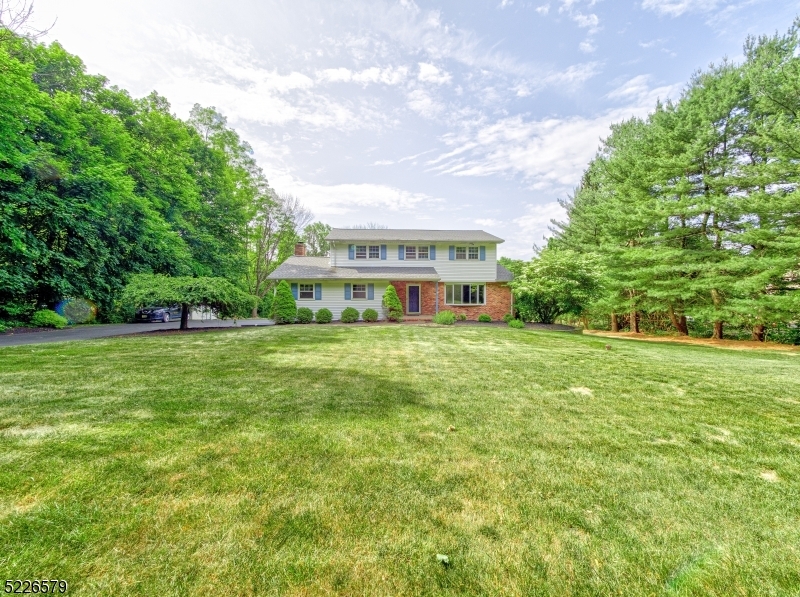 Property Photo:  618 Fox Farm Road  NJ 08802 