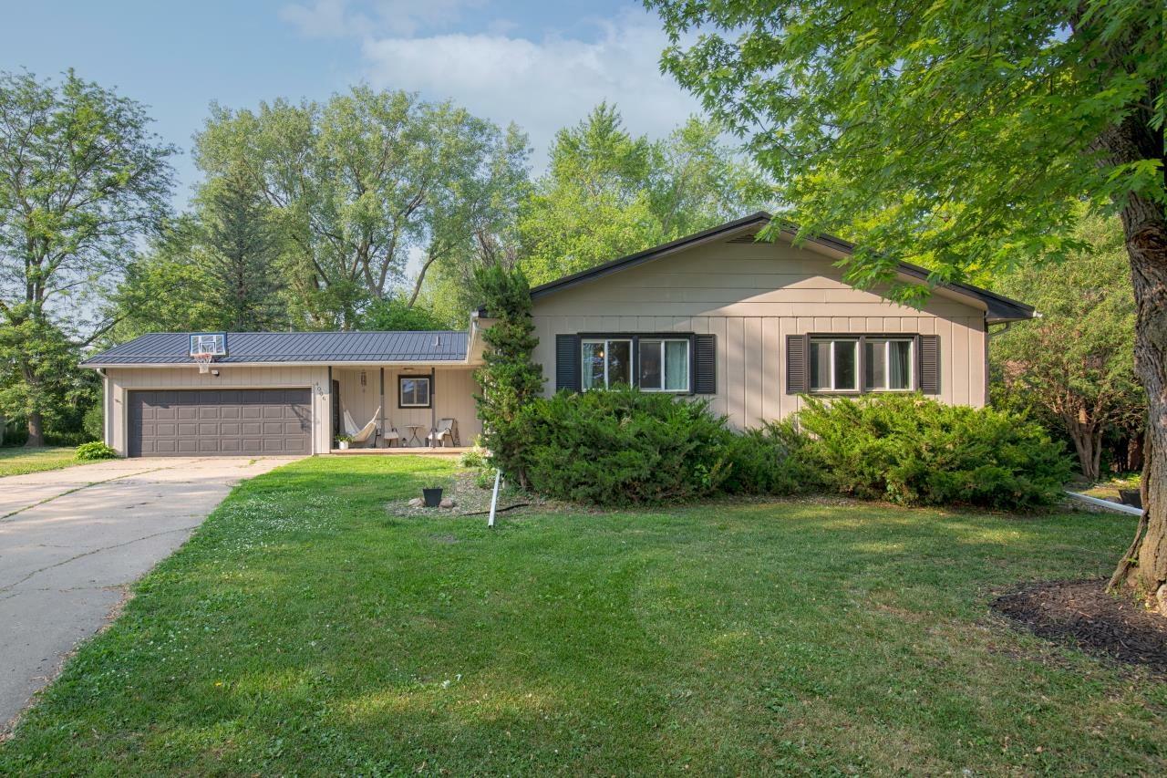 Property Photo:  4006 Cardinal Court  IA 50613 