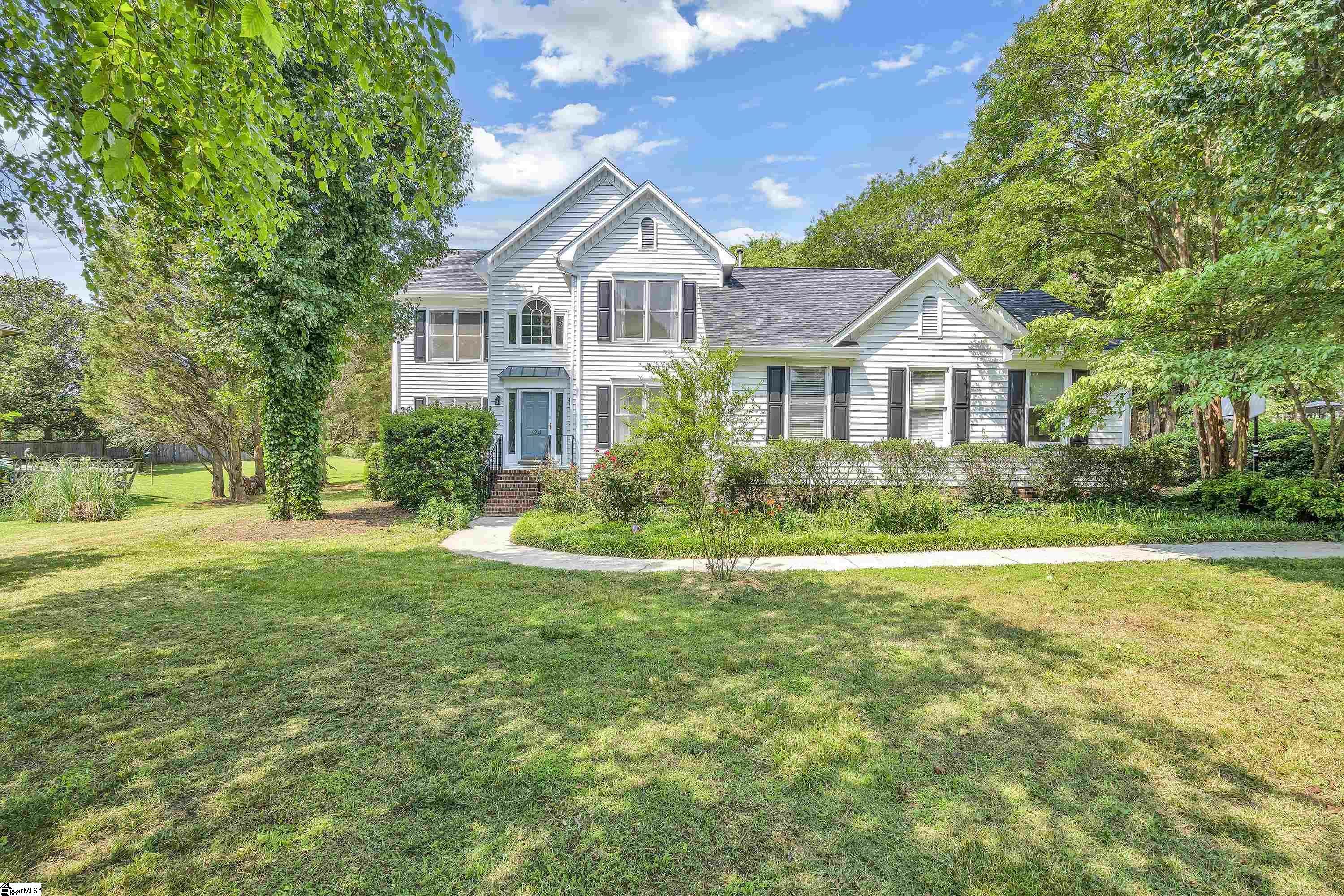 Property Photo:  324 Chenoweth Drive  SC 29681 