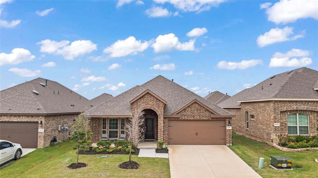 Property Photo:  4121 Beamer Drive  TX 75126 