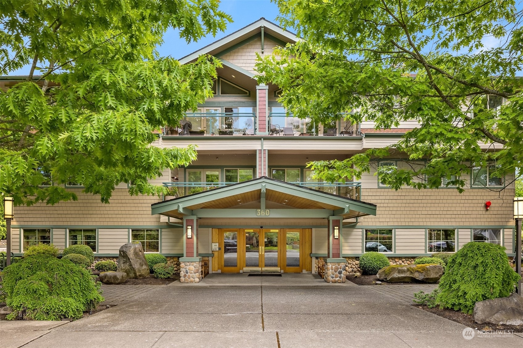 Property Photo: 360 Knechtel Way NE 205 WA 98110