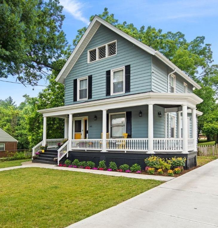 Property Photo: 2611 Cypress Way OH 45212
