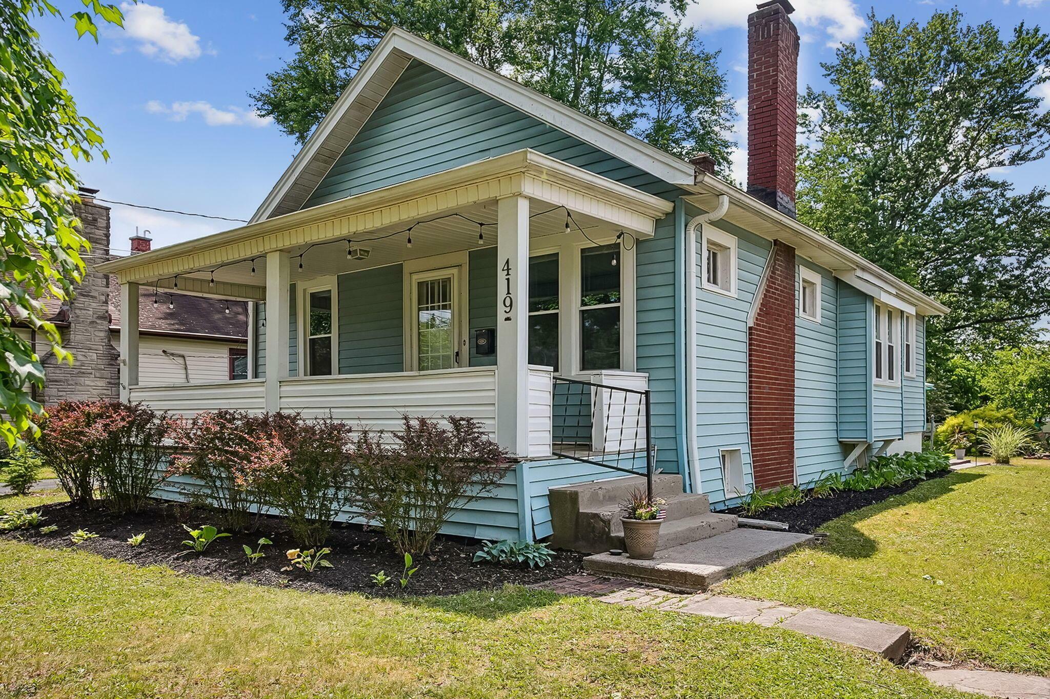 Property Photo:  419 Maplewood Avenue  OH 43213 