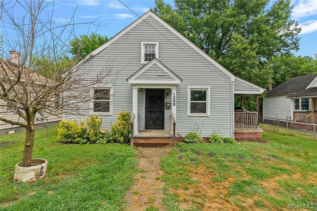 Property Photo:  1308 Enfield Avenue  VA 23224 