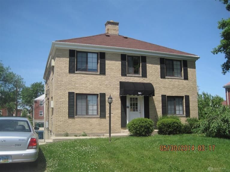 Property Photo: 521 Wiltshire Boulevard 4 OH 45419