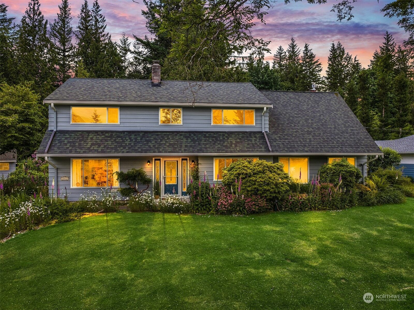 Property Photo:  38033 SE 88th Street  WA 98065 