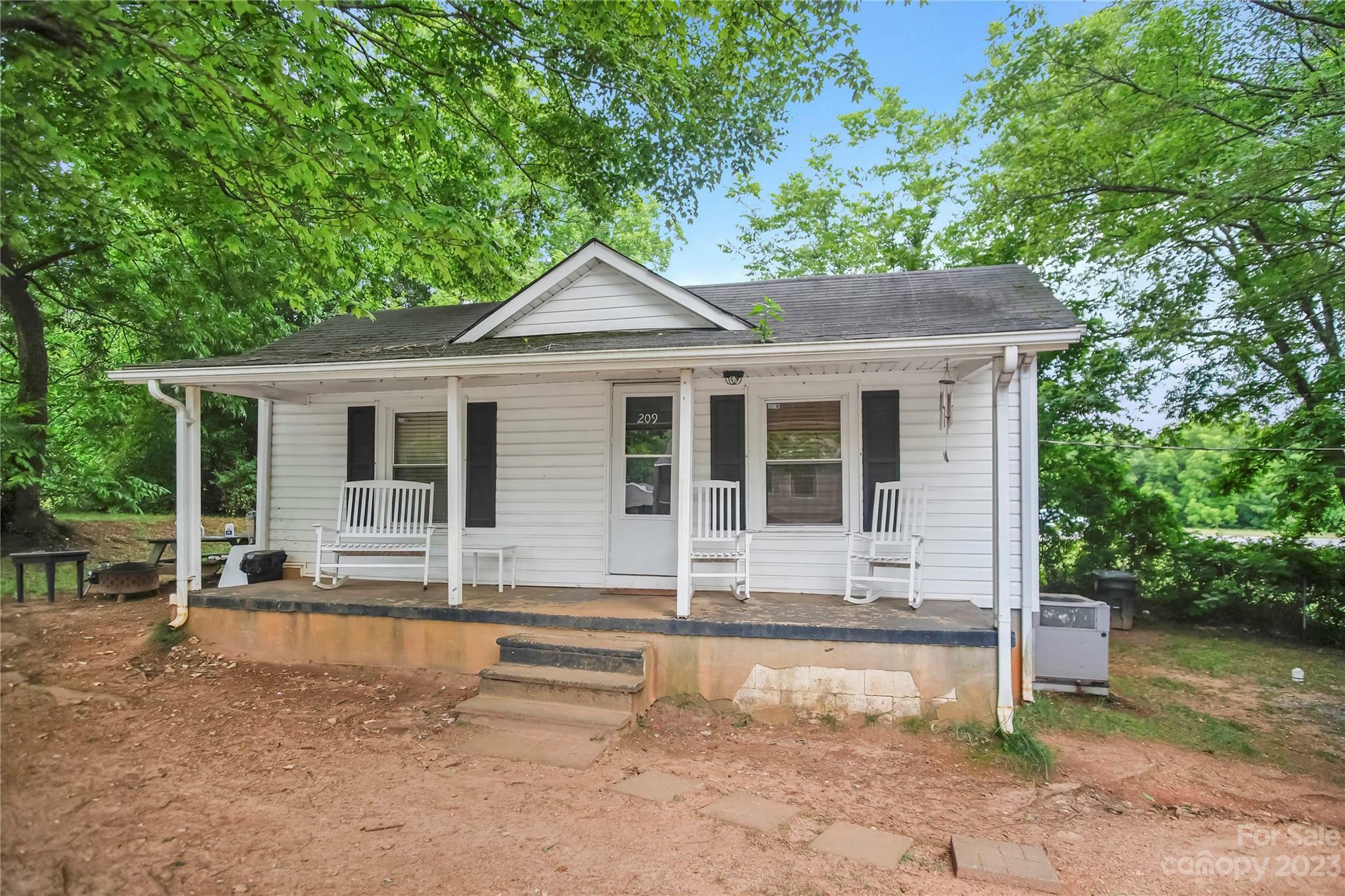 Property Photo:  209 Lackey Street  NC 28086 