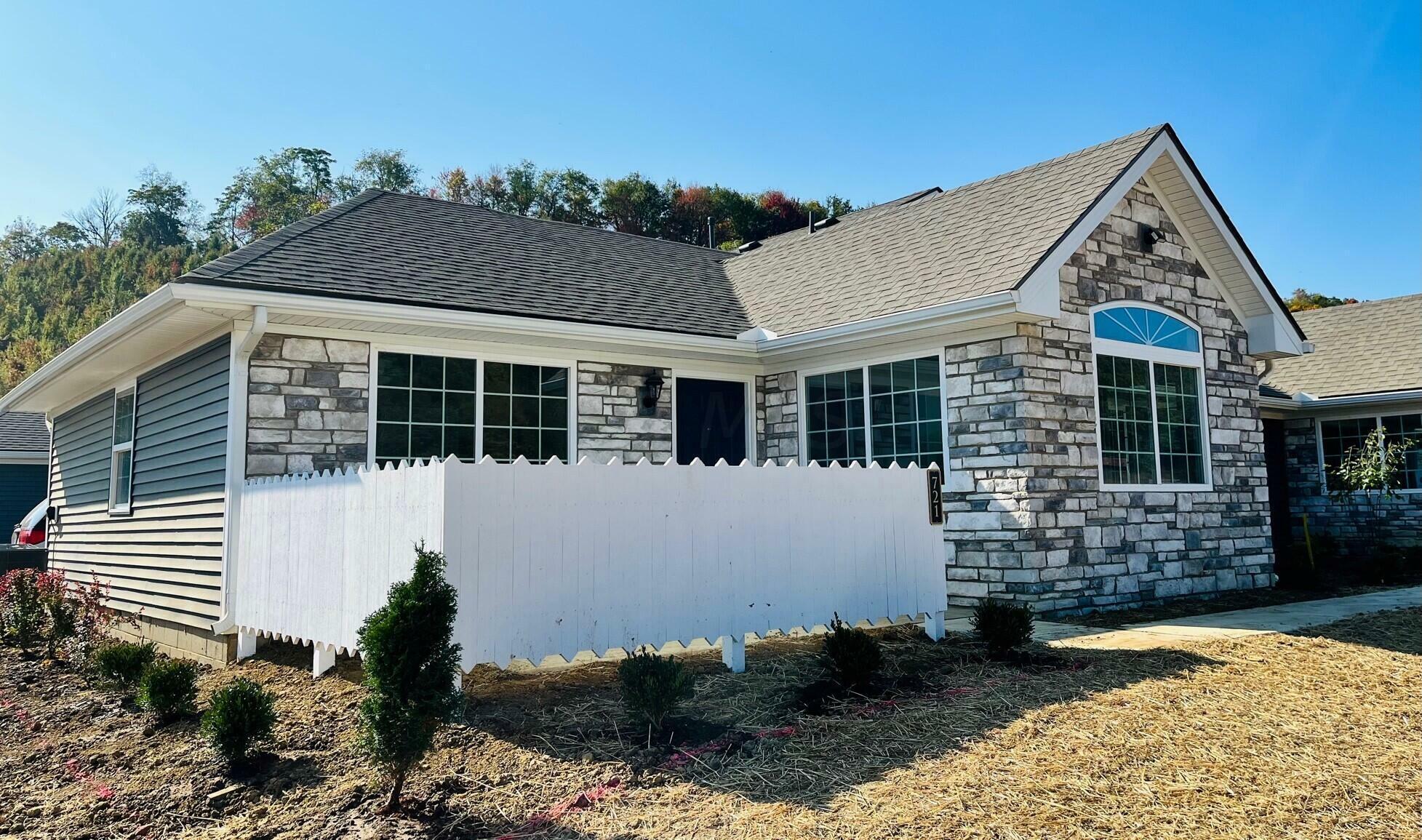 Property Photo: 723 Whitetail Loop OH 43055