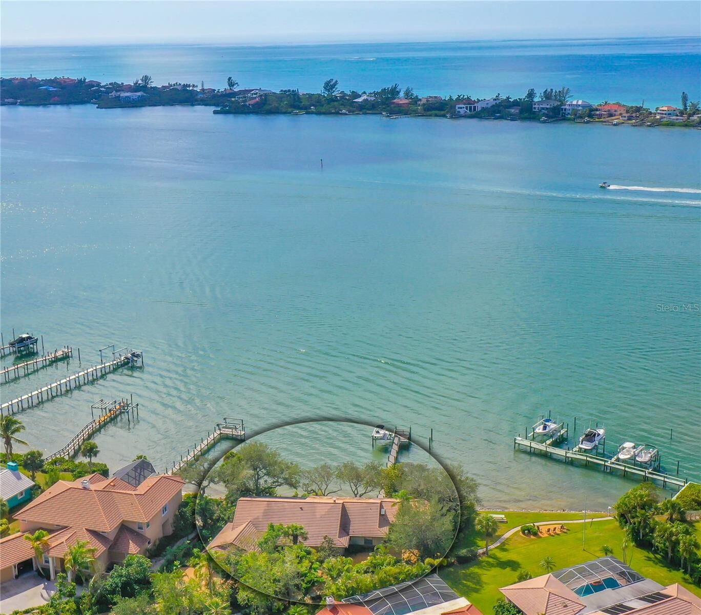 Property Photo:  421 Waterside Lane  FL 34275 