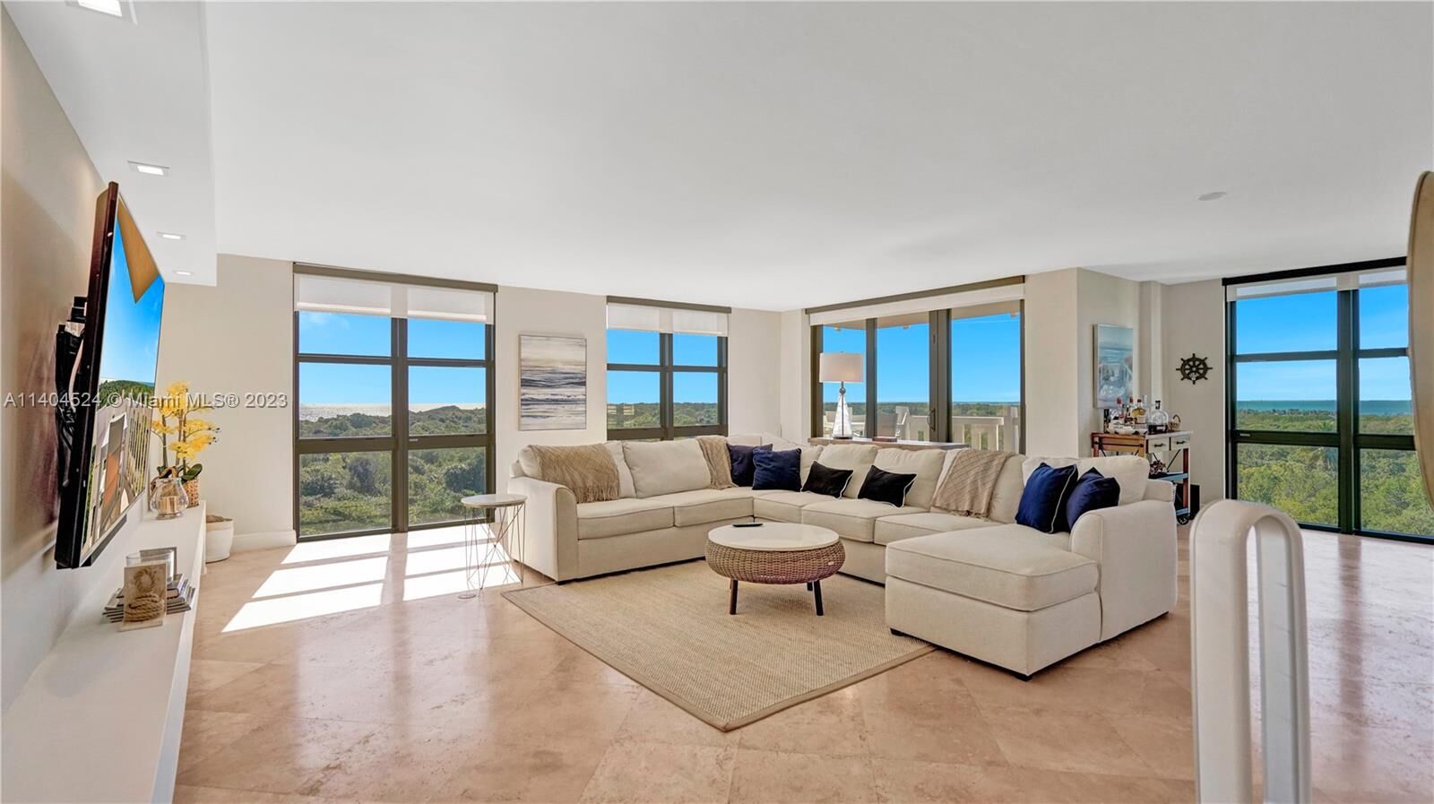 Property Photo:  1121 Crandon Blvd D601  FL 33149 