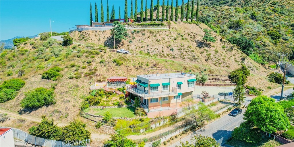 Property Photo: 591 Devonwood Road CA 91001