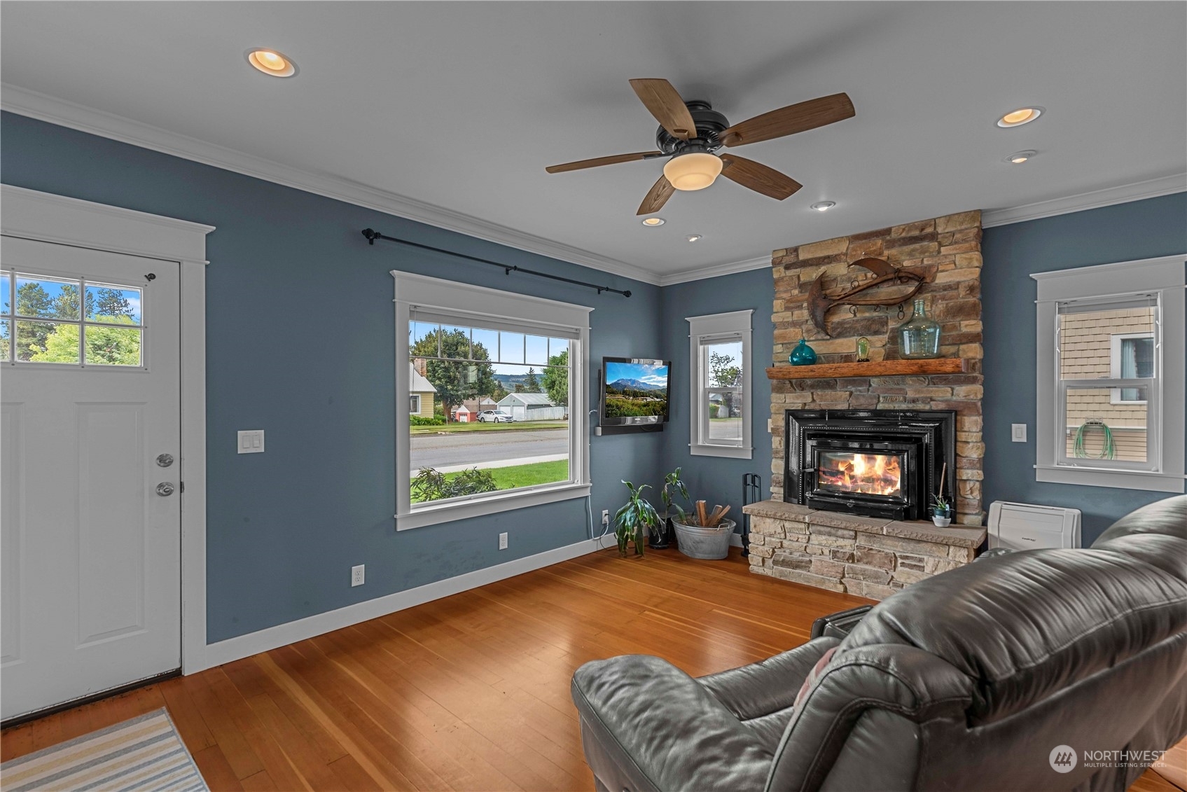 Property Photo: 405 E Ash Street WA 98858