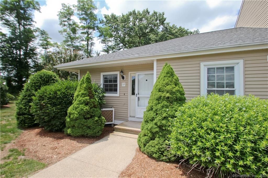 Property Photo:  5 The Hamlet F  CT 06082 