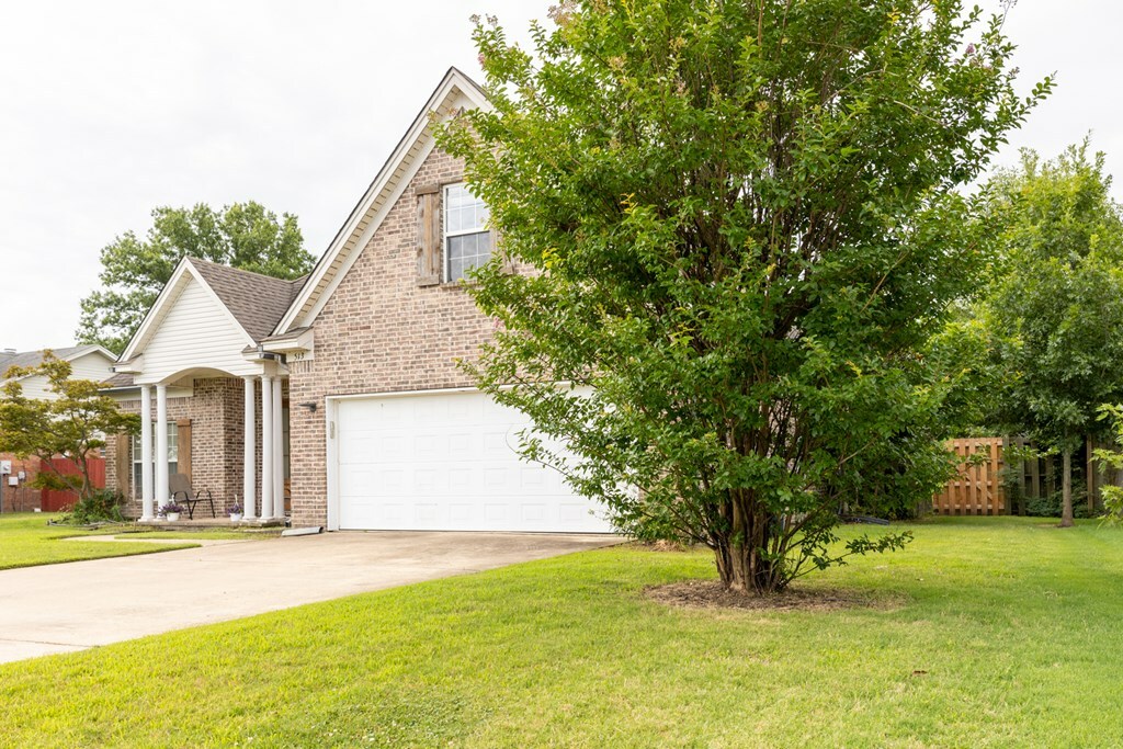 Property Photo:  513 Ercole Drive  AR 72364 