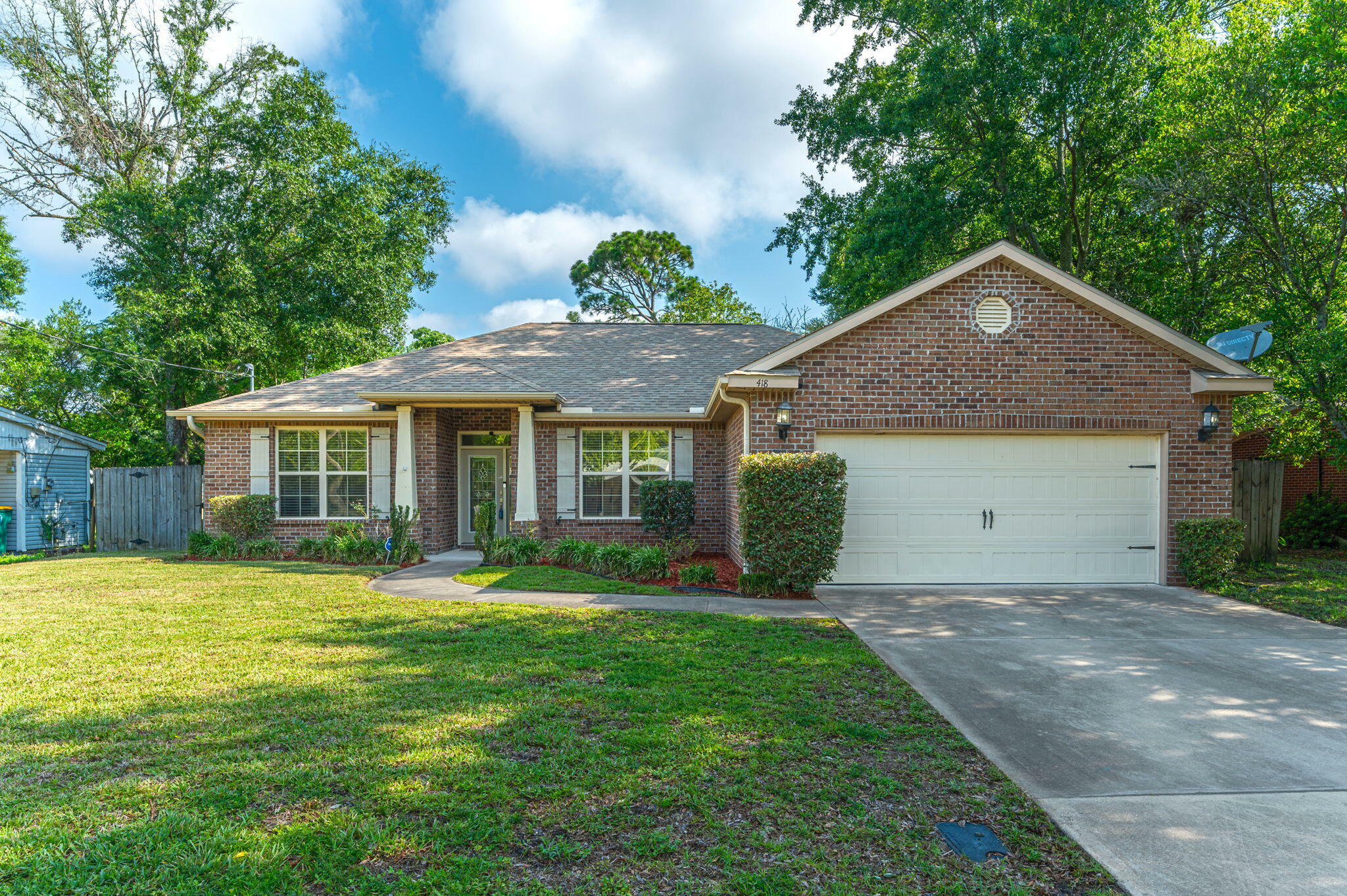 Property Photo:  418 Westminster Road  FL 32547 