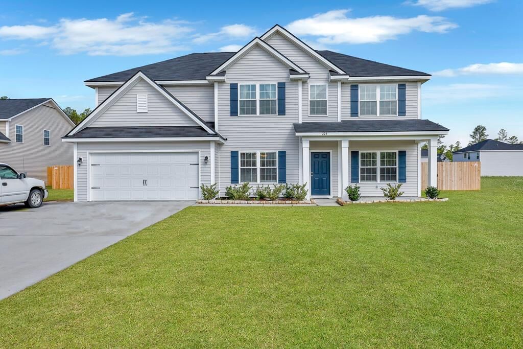 Property Photo:  224 Avondale Drive  GA 31316 