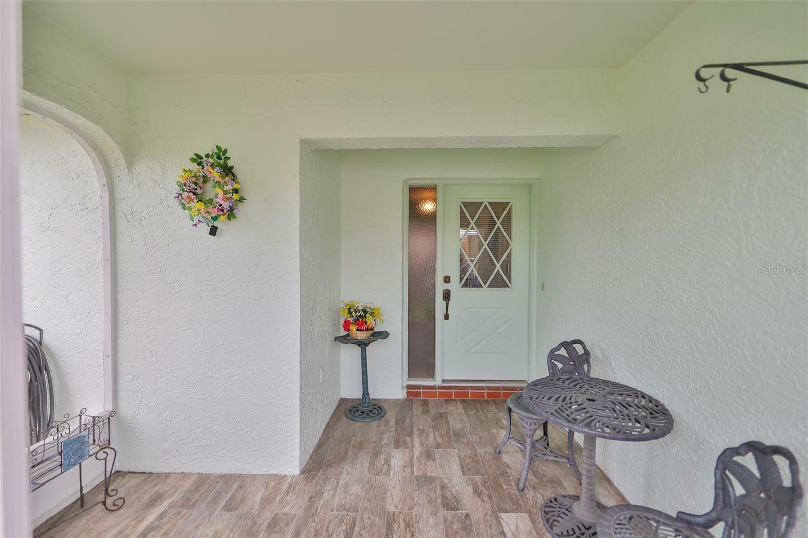 Property Photo: 1806 Granville Lane FL 33573