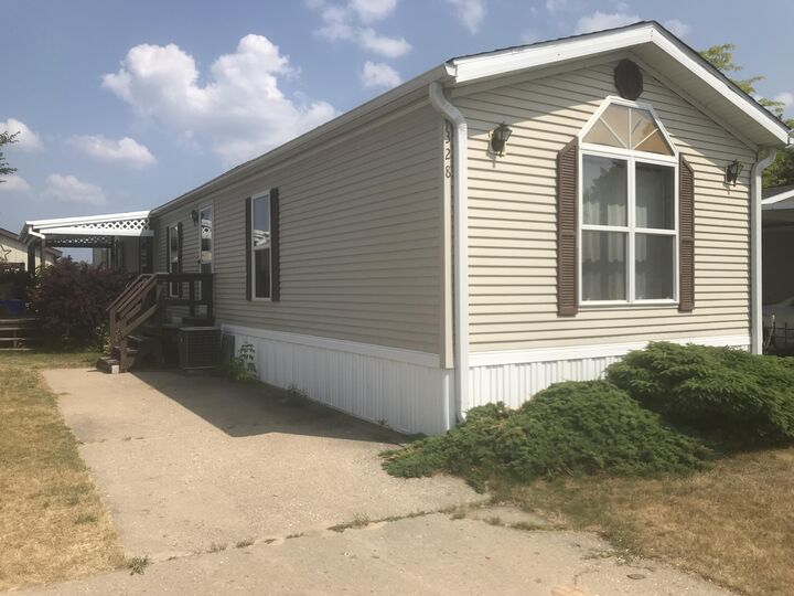 1328 Windridge Lane  Fremont MI 49412 photo