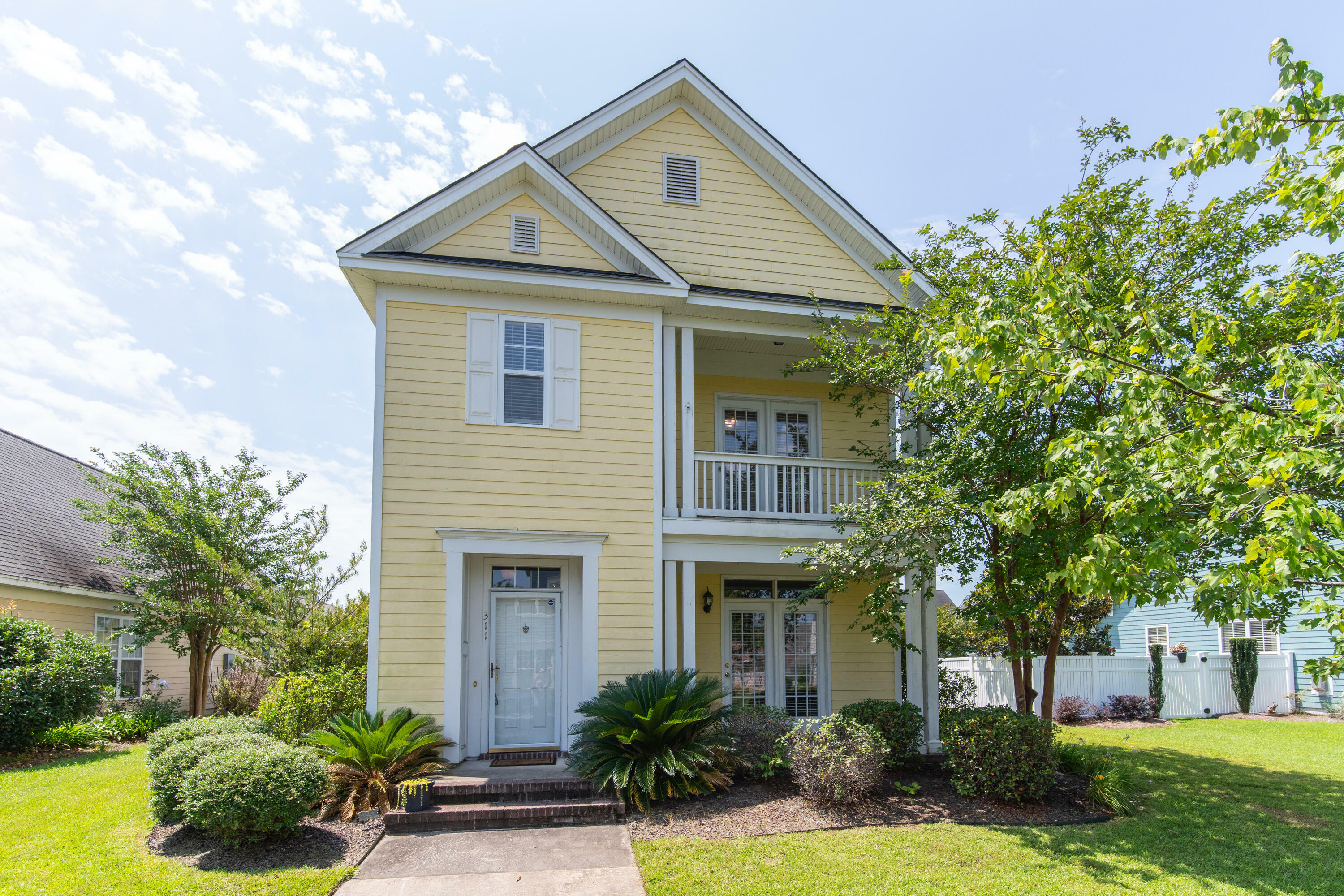 Property Photo:  311 Foxglove Avenue  SC 29483 