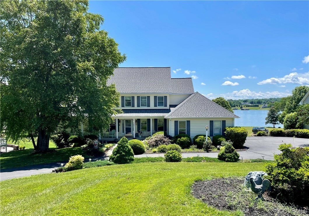 Property Photo: 5801 Crescent Point Drive VA 22960
