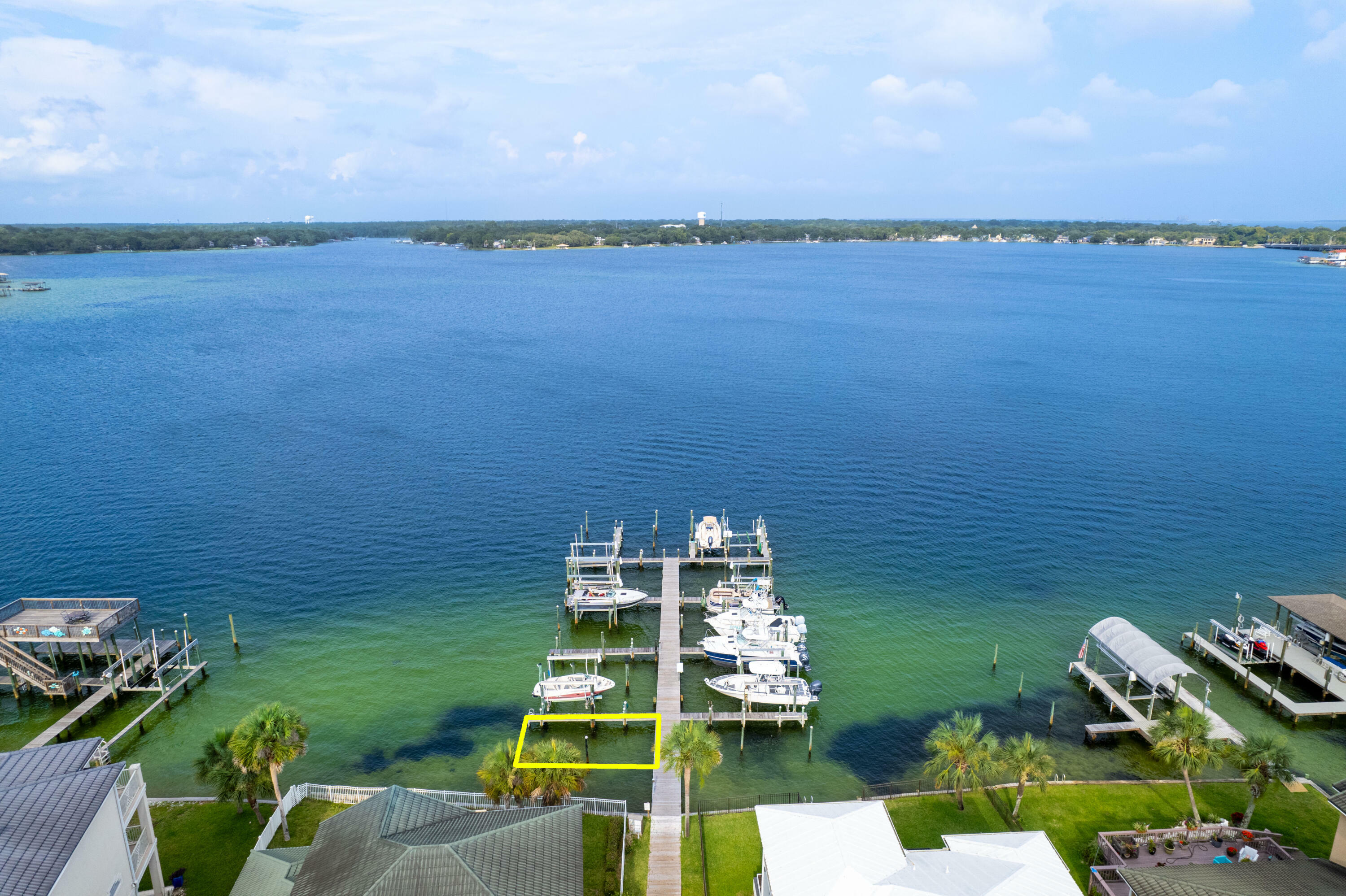 Property Photo:  2386 Palm Harbor Drive  FL 32547 