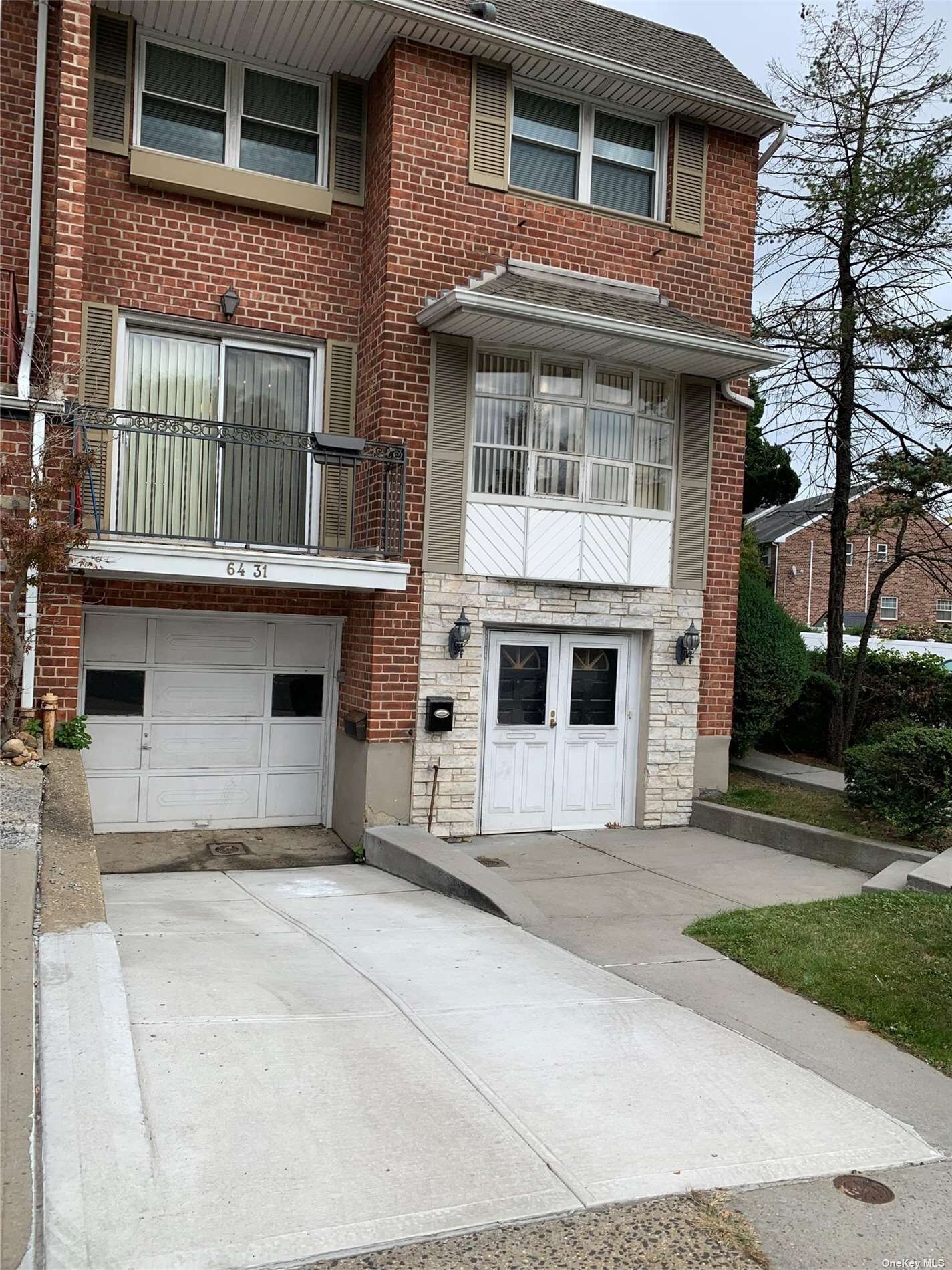Property Photo: 64-31 Douglaston Parkway NY 11362