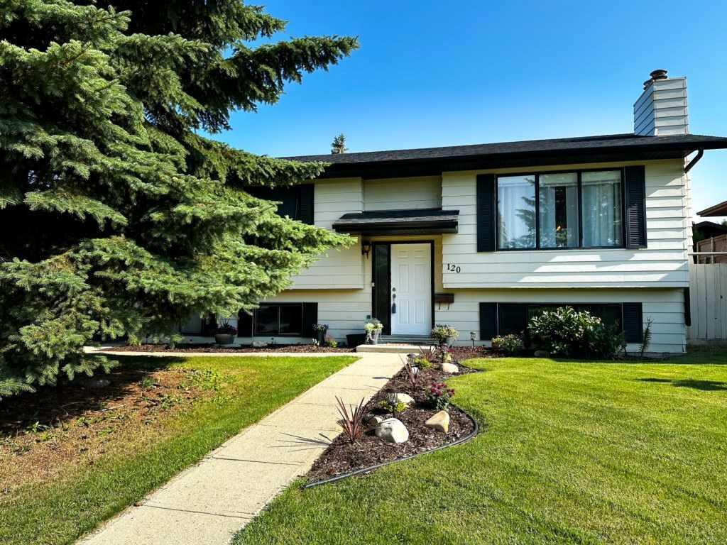Property Photo:  120 Carpenter Street  AB T4P 2S1 