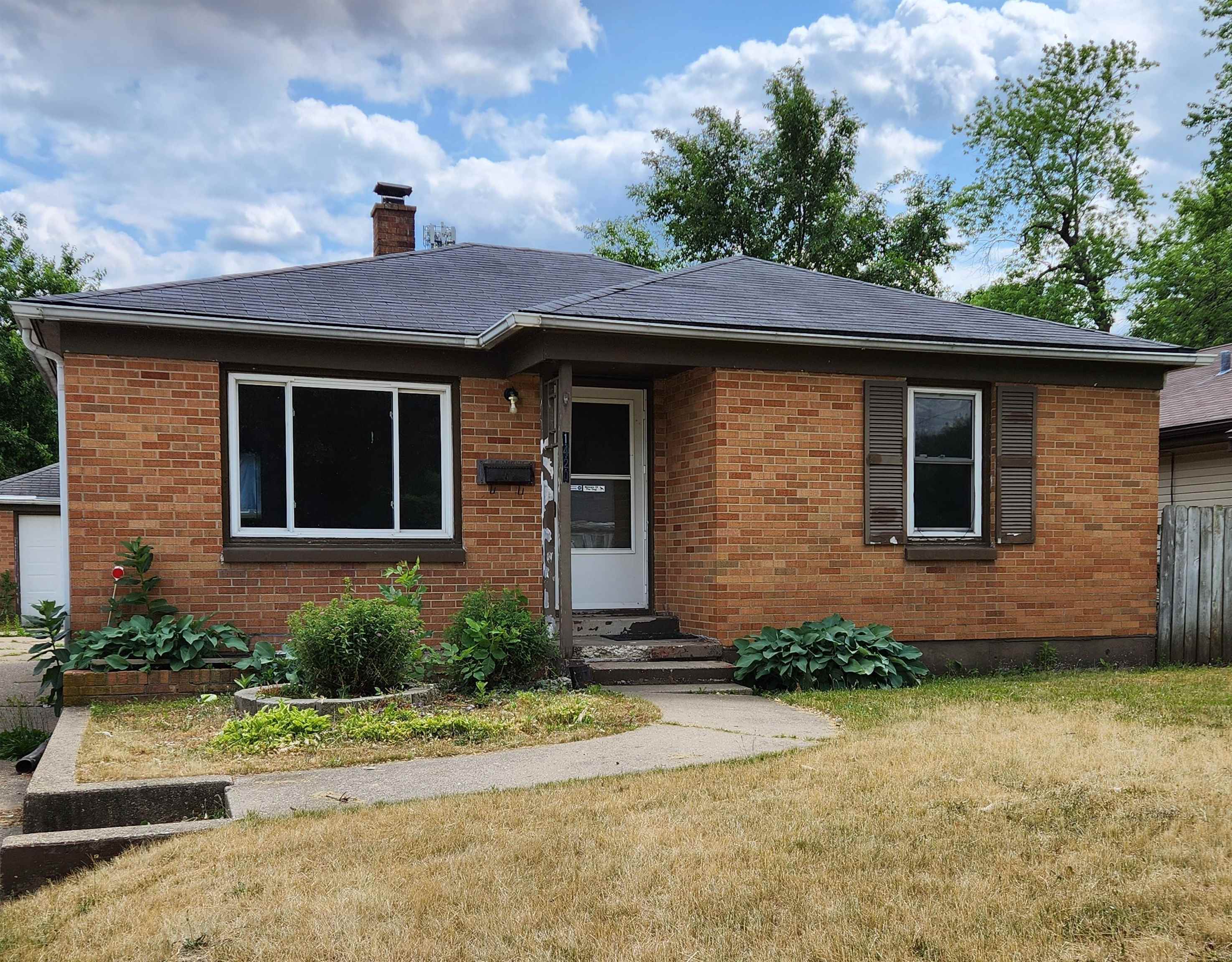 Property Photo:  1420 Barton Boulevard  IL 61103 