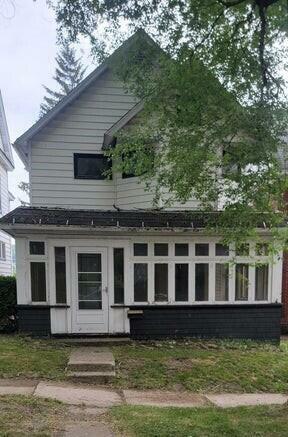 Property Photo:  624 1st Ave  PA 15845 