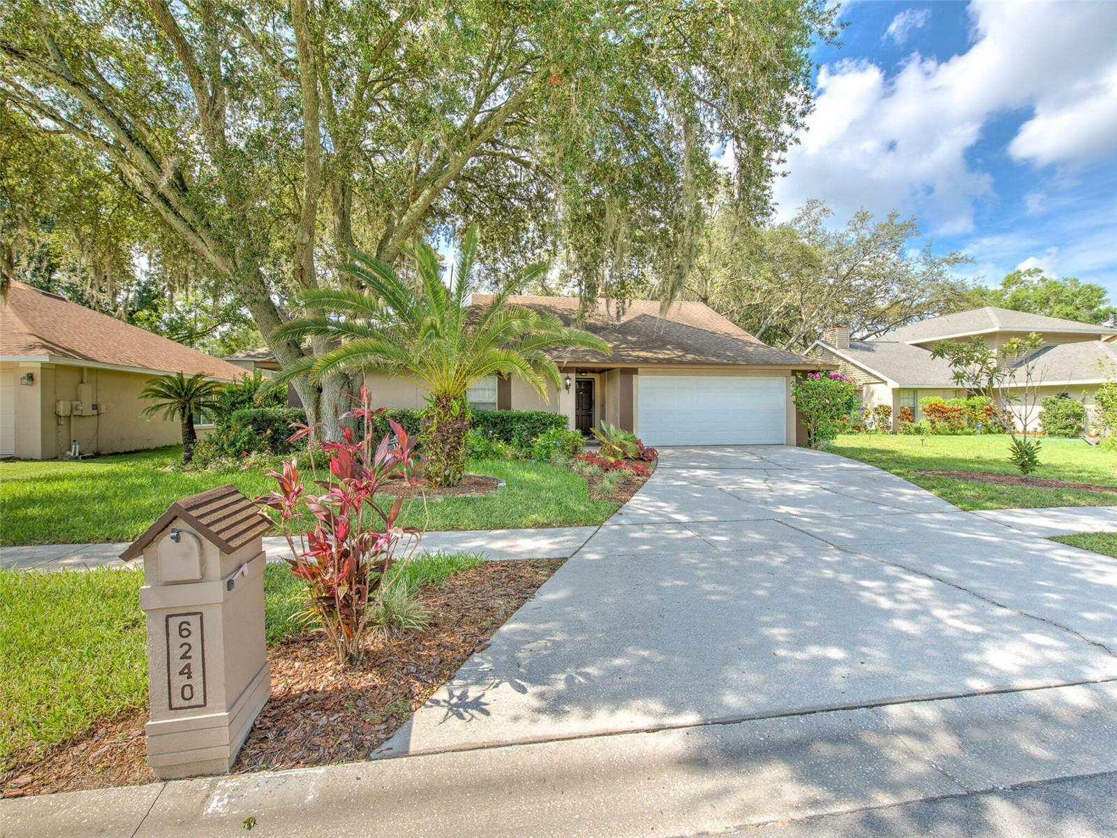 Property Photo: 6240 Eaglebrook Avenue FL 33625