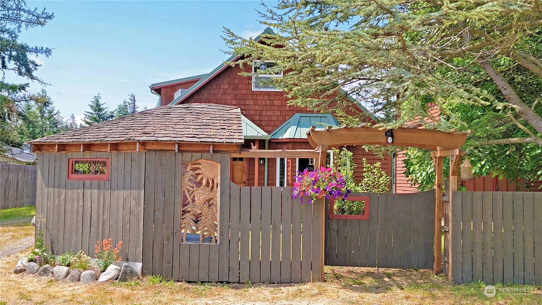 Property Photo: 672 River Road WA 98382
