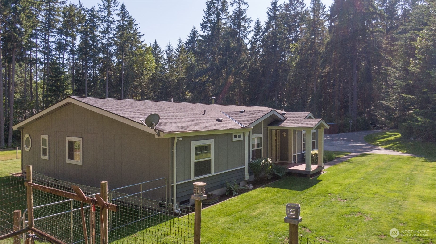 Property Photo:  28020 139th Avenue SW  WA 98070 