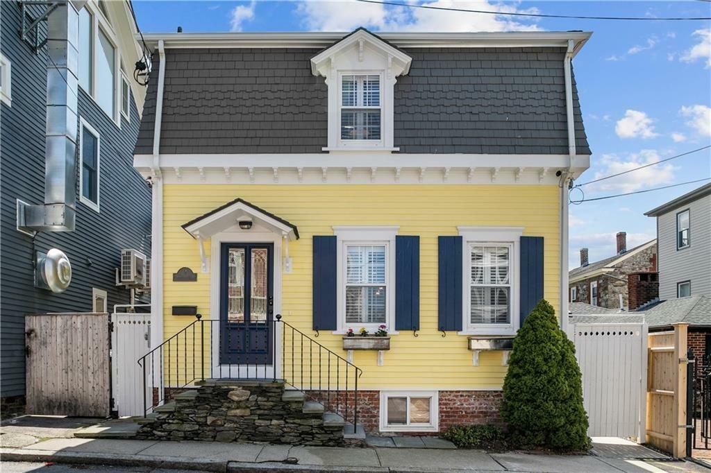 Property Photo:  2 Coddington Wharf  RI 02840 