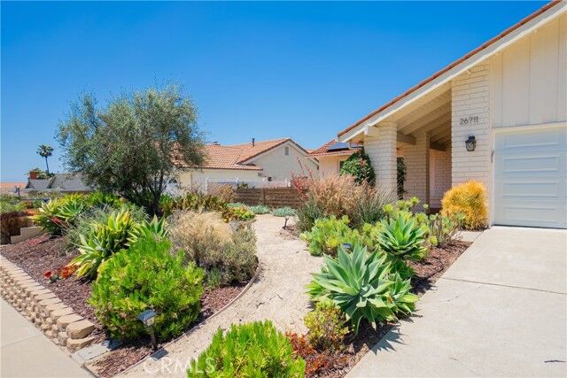 Property Photo:  26711 Saddleback Drive  CA 92691 