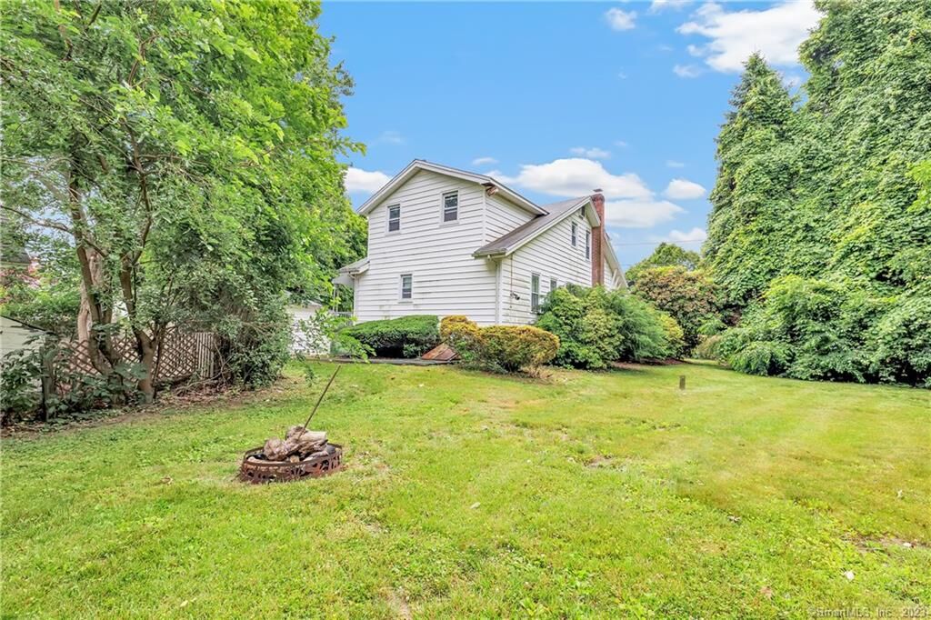 Property Photo:  31 Chatham Avenue  CT 06460 