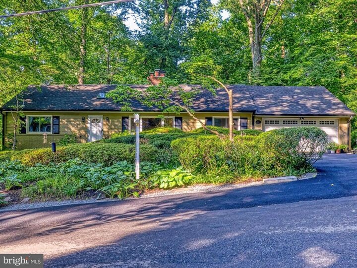 6511 Jay Miller Drive  Falls Church VA 22041 photo