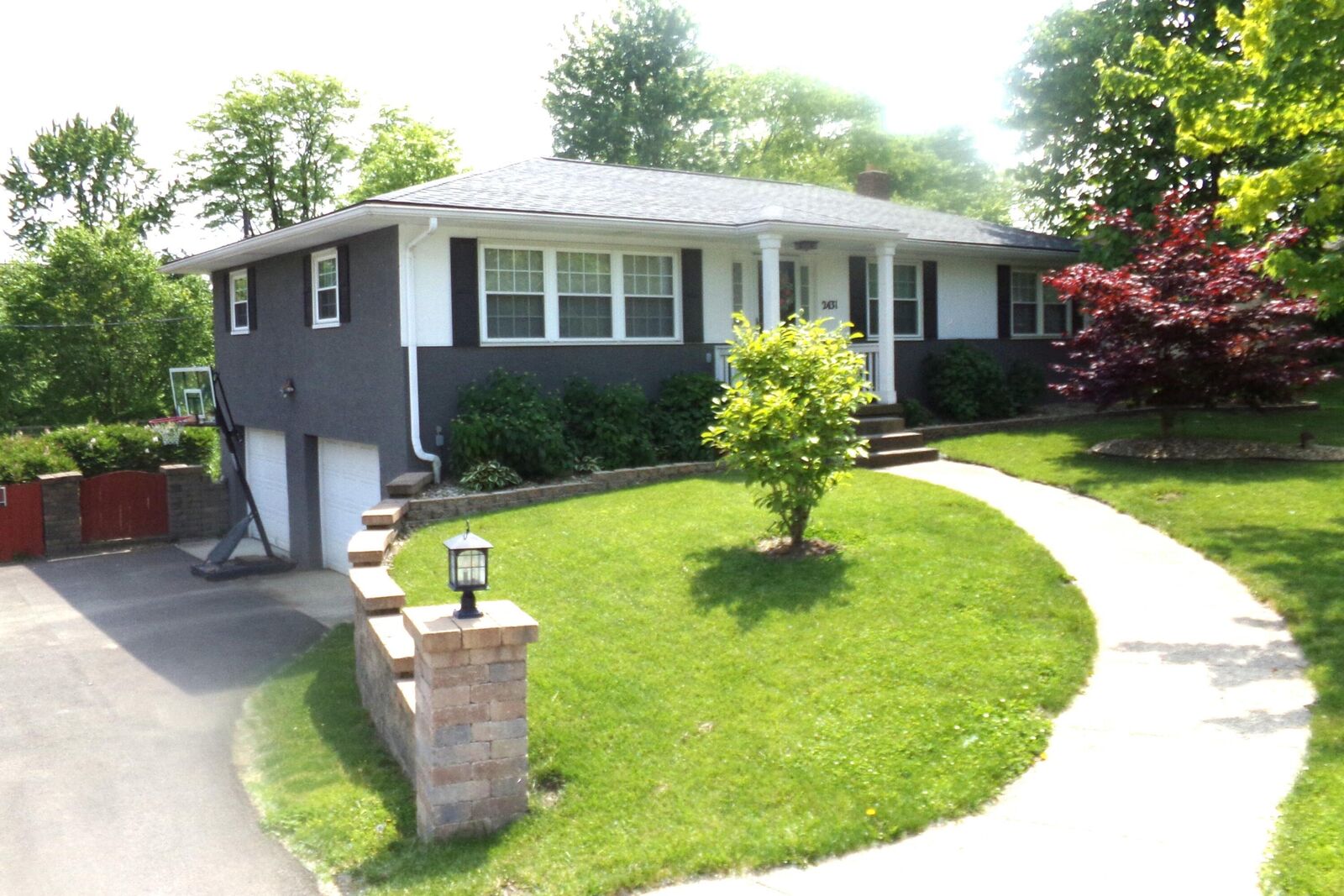 Property Photo:  2431 White Road  OH 43123 