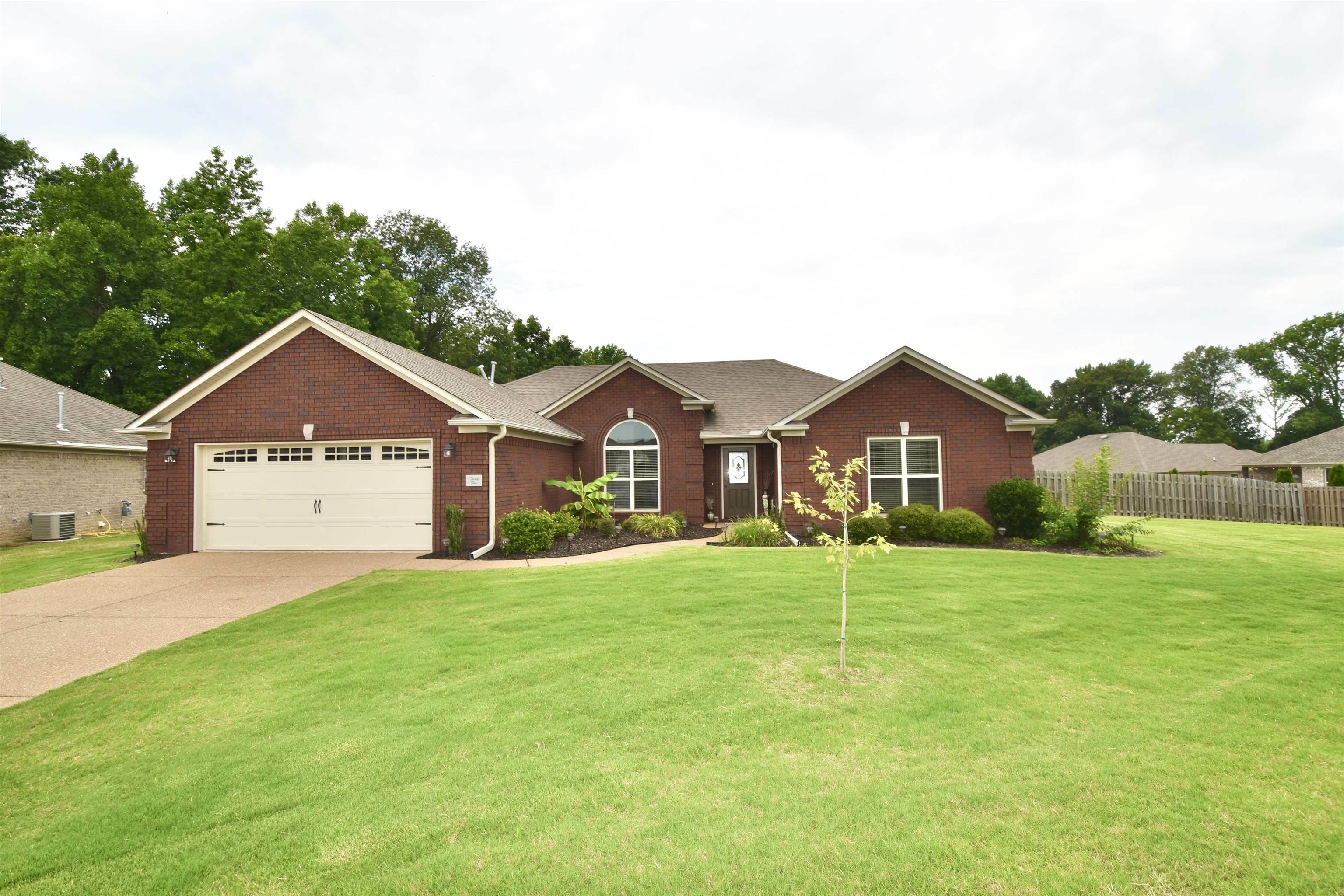 Property Photo:  35 Success Cove  TN 38305 