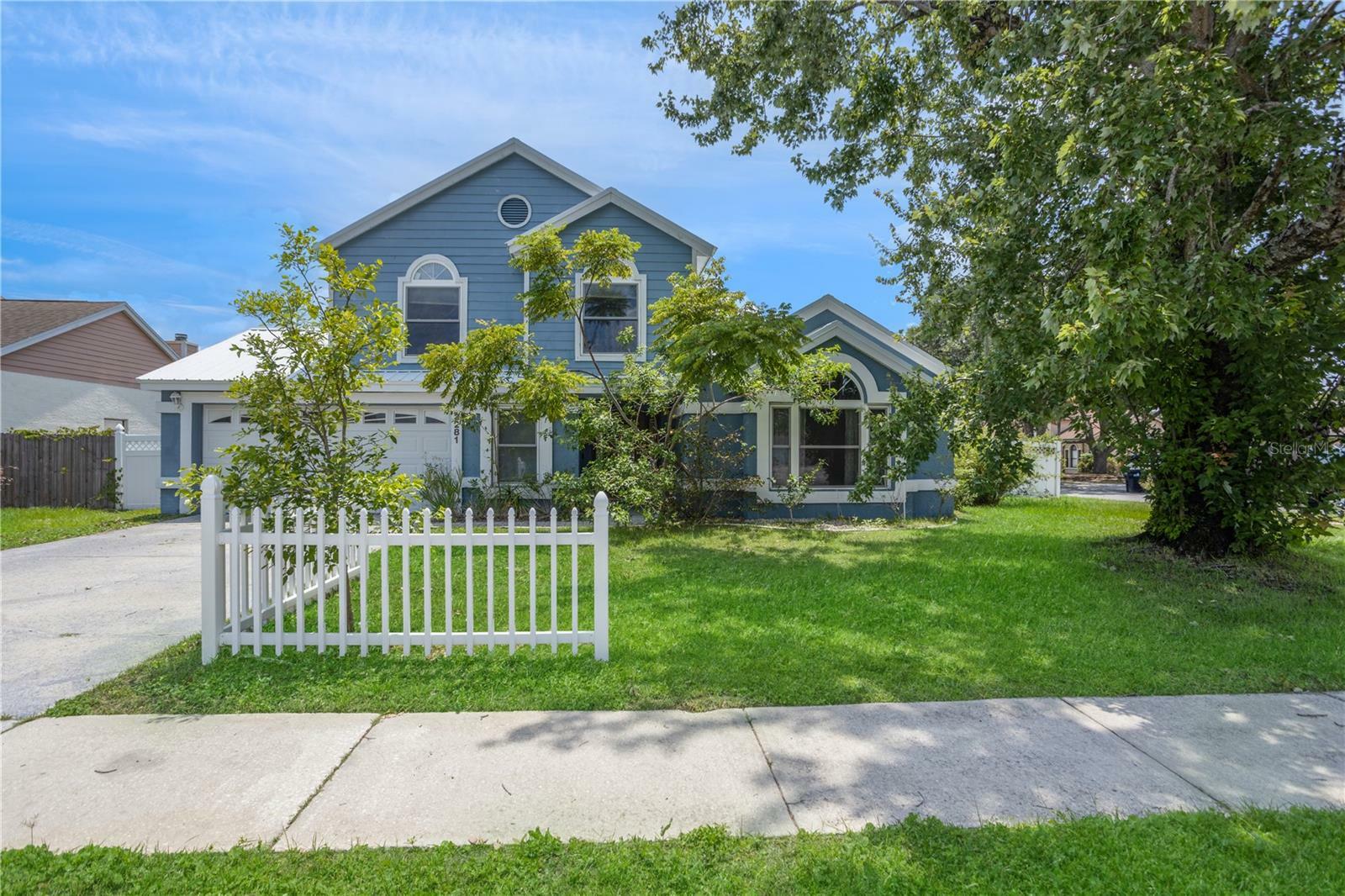 Property Photo: 3281 Hillmont Circle FL 32817