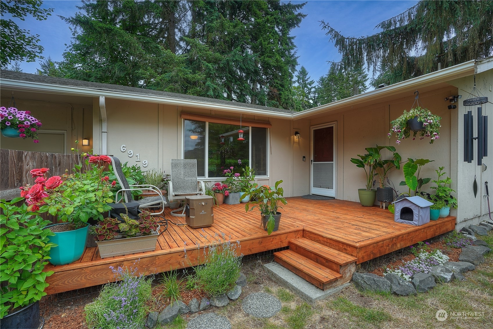 Property Photo:  6919 81st Avenue NW  WA 98335 