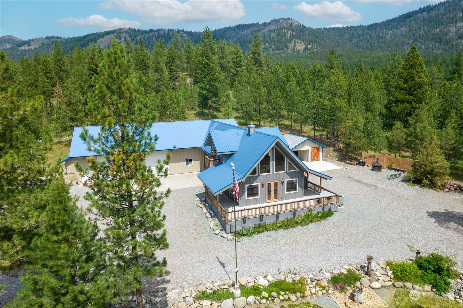 Property Photo: 15 Stage Coach Trail WA 98849