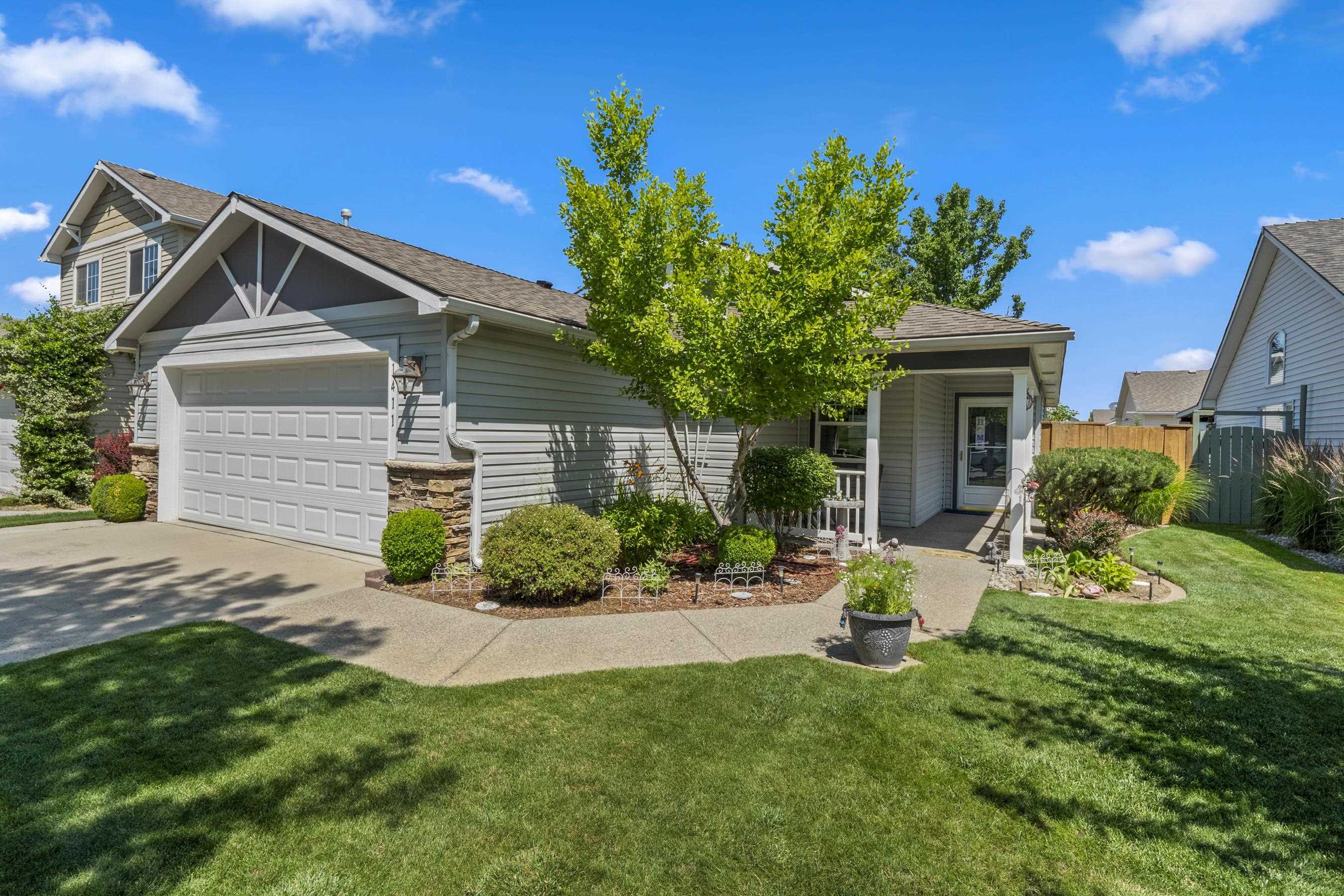 Property Photo: 1411 E Beacon Ln WA 99217