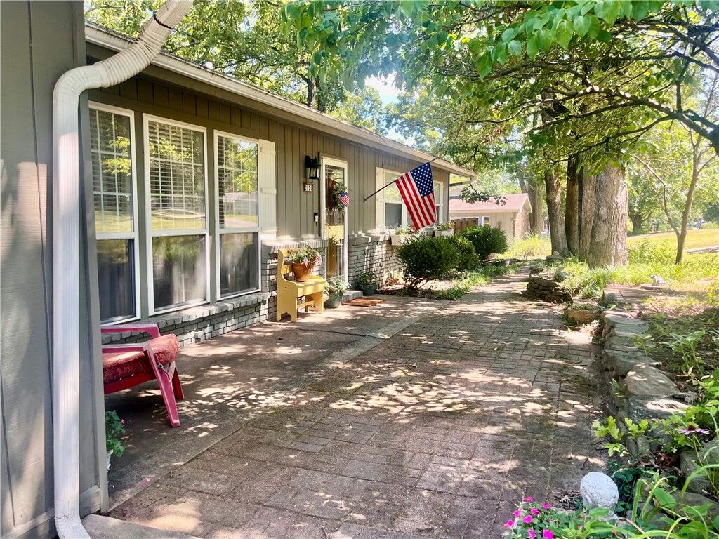 Property Photo:  2024 N Austin Drive  AR 72703 