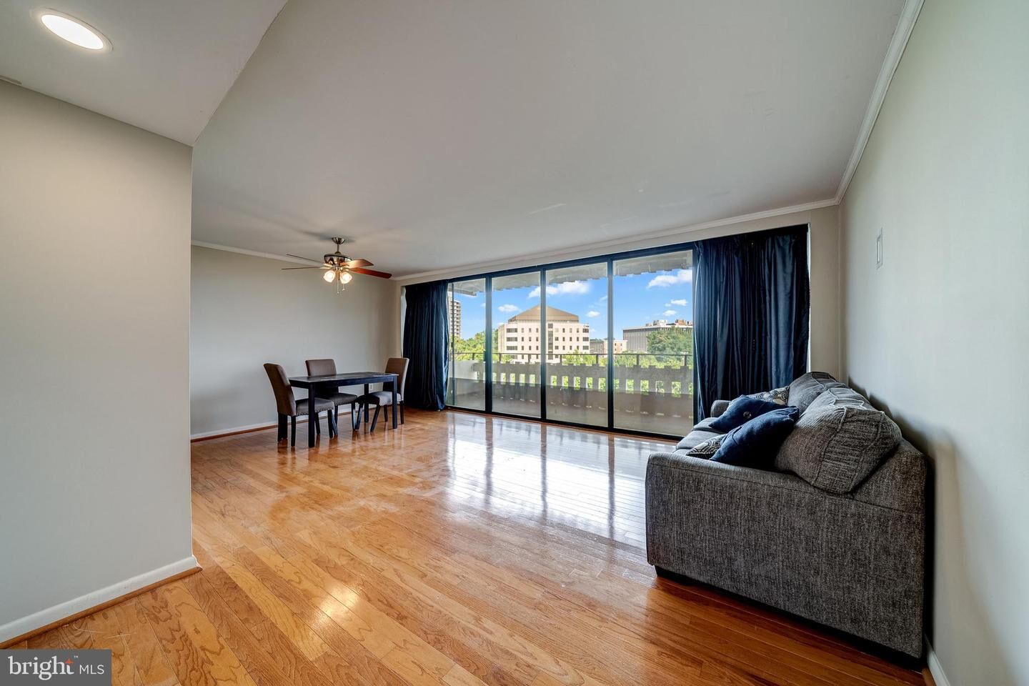 Property Photo: 6301 Stevenson Avenue 711 VA 22304