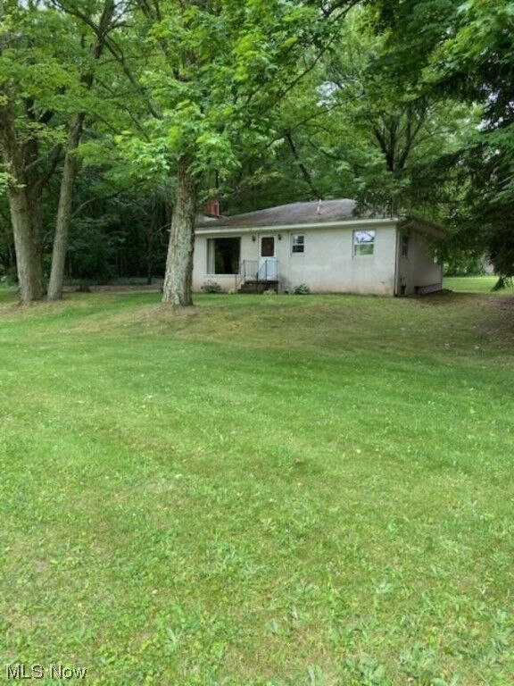 Property Photo:  7398 Stewart Sharon Road  OH 44425 