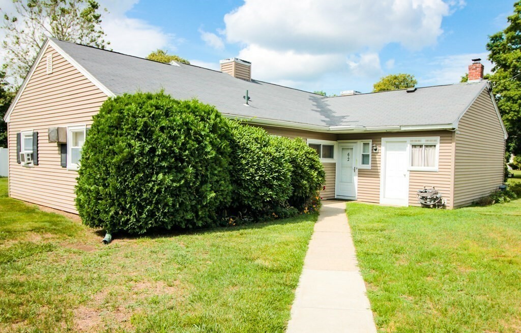 Property Photo:  62 Horseshoe Dr 62  MA 01022 