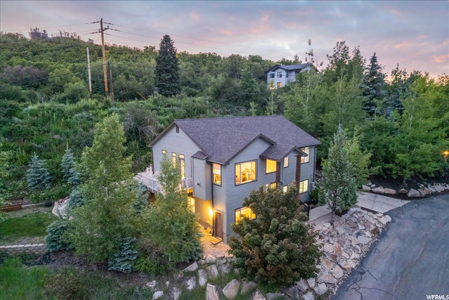 Property Photo: 4229 Southridge Ct UT 84098