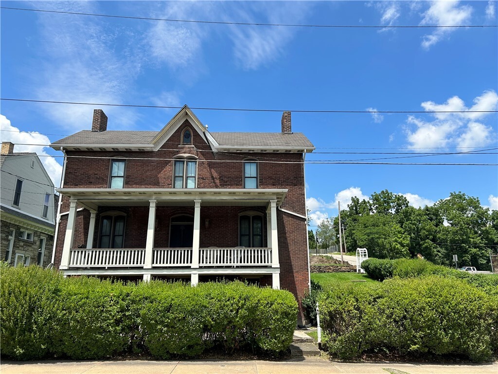 Property Photo: 304 S Broadway St PA 15683